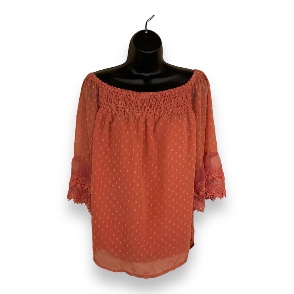 MEDIUM MAUVE PEACHY PINK BOHO BLOUSE TOP EMBROIDERED LACE ACCENT OFF SHOULDER